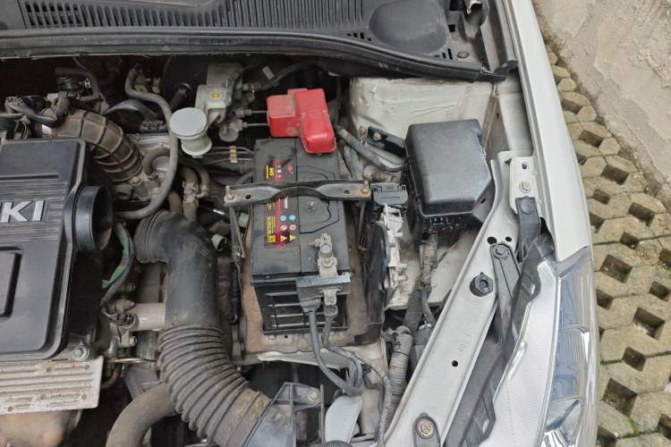Used Suzuki SX4 S-Cross 2012 1.6L Manual Comfort Model Engine Bay Left