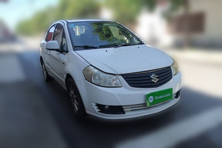 Used Suzuki SX4 S-Cross 2012 1.6L Manual - Practical Upgraded Version Front Right 45 Deg