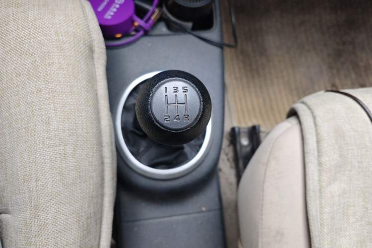 Used Suzuki SX4 S-Cross 2012 1.6L Manual Comfort Model Gear Lever