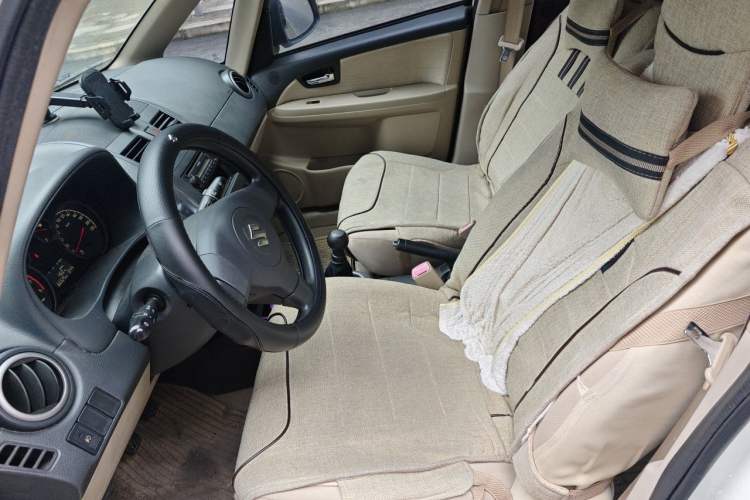 Used Suzuki SX4 S-Cross 2012 1.6L Manual Comfort Model Left Front Seat