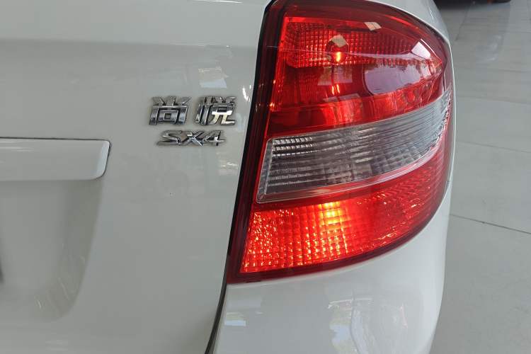 Used Suzuki SX4 S-Cross 2012 1.6L Automatic Practical Upgrade Edition Right Rear Taillight