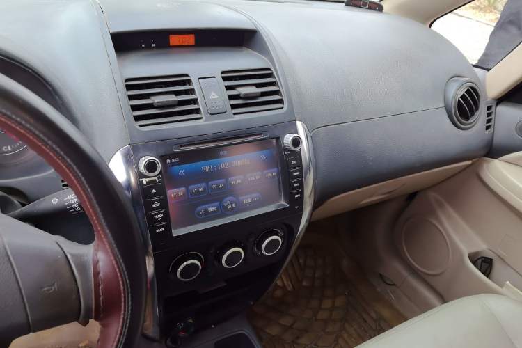 Used Suzuki SX4 S-Cross 2012 1.6L Manual - Practical Upgraded Version Audio And AC Panel