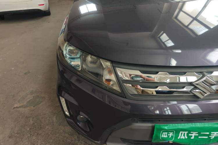 Used Suzuki Vitara 2016 1.4T Automatic Two-Wheel Drive Luxury Version Right Front Headlight