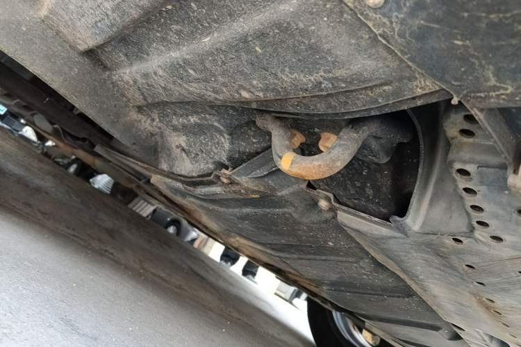Used Suzuki Vitara 2016 1.4T Manual Two-Wheel-Drive Elite Model Chassis Front Right