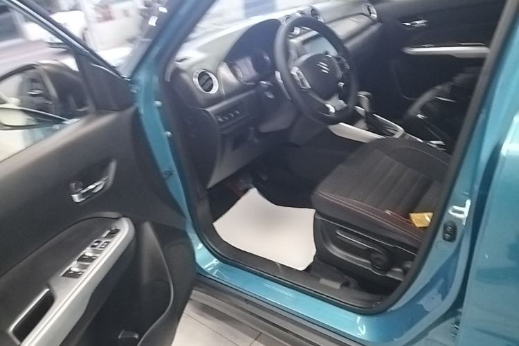 Used Suzuki Vitara 2016 1.4T Automatic Two-Wheel Drive Elite Model Driver Seat