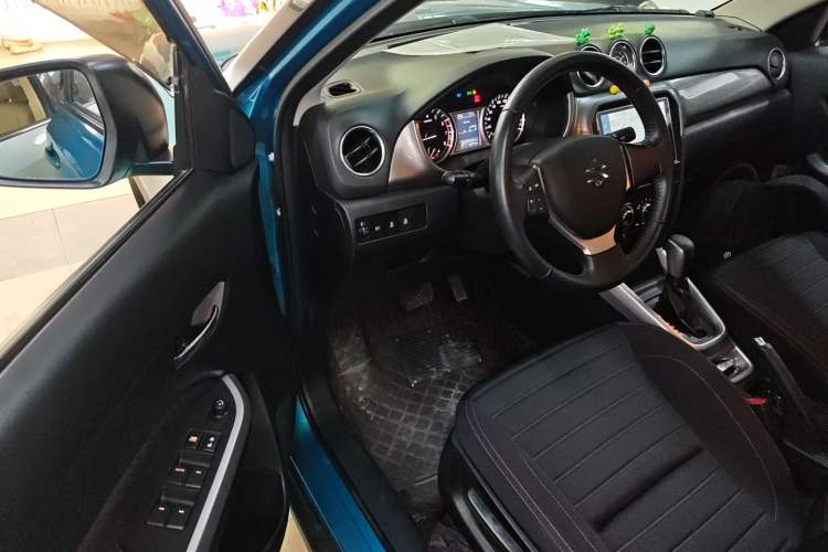 Used Suzuki Vitara 2016 1.4T Automatic Two-Wheel Drive Elite Model Driver Seat