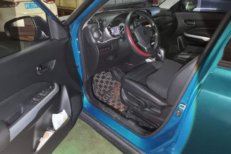 Used Suzuki Vitara 2016 1.4T Automatic Two-Wheel Drive Luxury Version Driver Seat