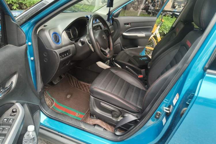 Used Suzuki Vitara 2016 1.4T Automatic Two-Wheel Drive Luxury Version Driver Seat