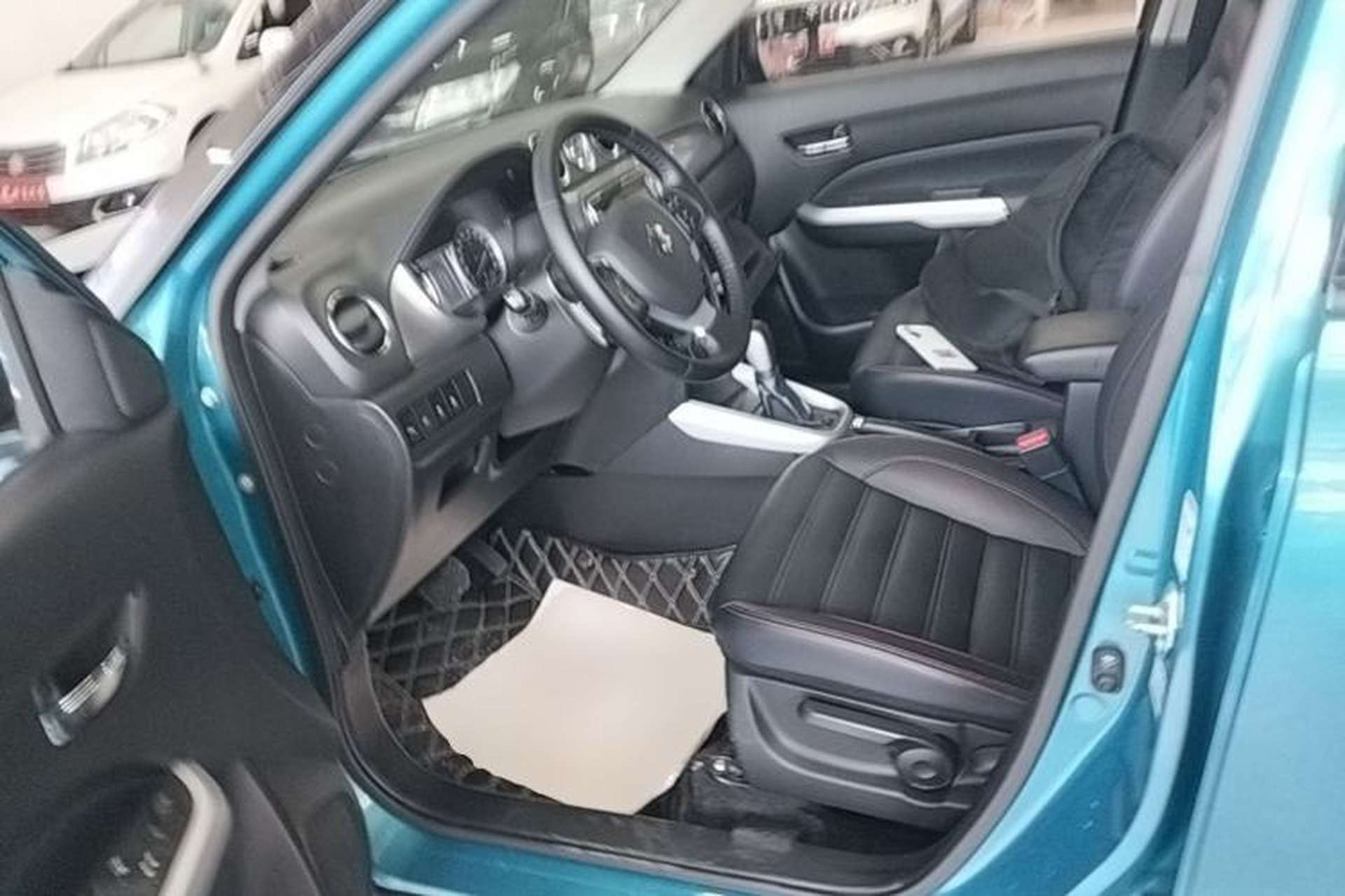 Used Suzuki Vitara 2016 1.4T Automatic Two-Wheel Drive Luxury Version Driver Seat