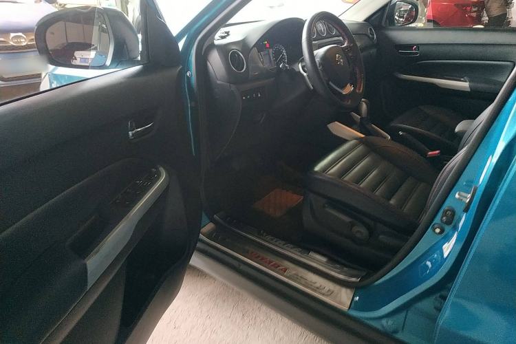 Used Suzuki Vitara 2016 1.4T Automatic Two-Wheel Drive Luxury Version Driver Seat