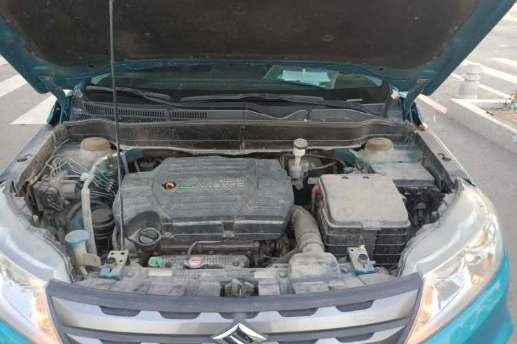 Used Suzuki Vitara 2016 1.6L Manual Two-Wheel Drive Entry-Level Trim Engine Bay