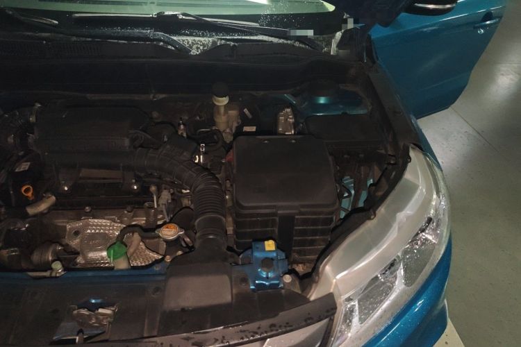 Used Suzuki Vitara 2016 1.4T Automatic Two-Wheel Drive Elite Model Engine Bay Left