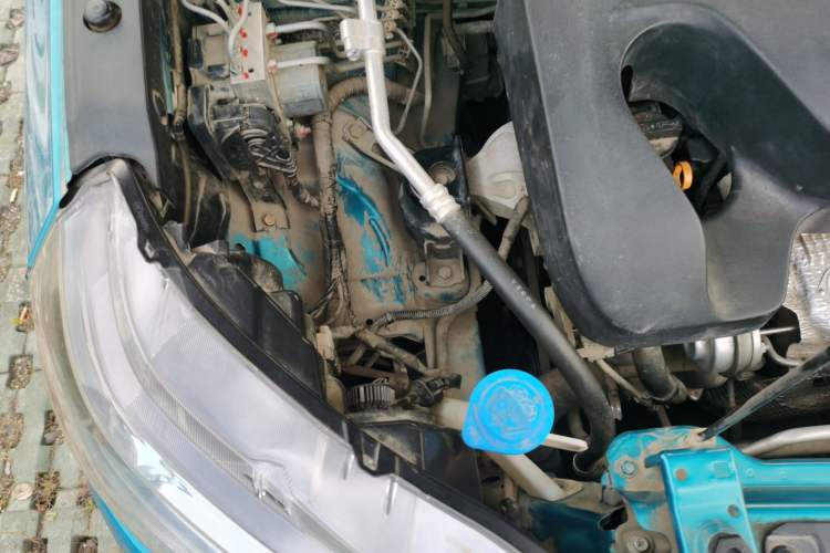 Used Suzuki Vitara 2016 1.4T Automatic 4x4 Flagship Model Engine Bay Right
