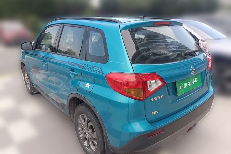 Used Suzuki Vitara 2016 1.6L Manual Two-Wheel Drive Entry-Level Trim Exterior 3
