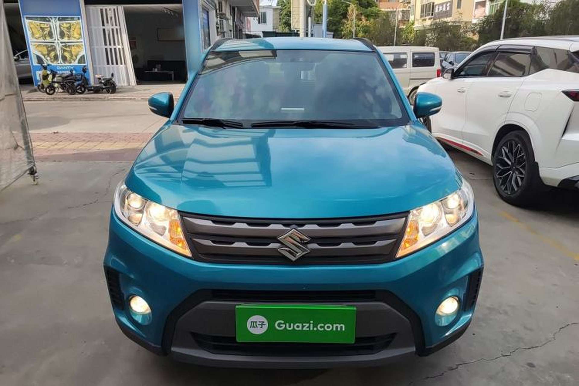 Used Suzuki Vitara 2016 1.6L Manual Two-Wheel Drive Entry-Level Trim Front