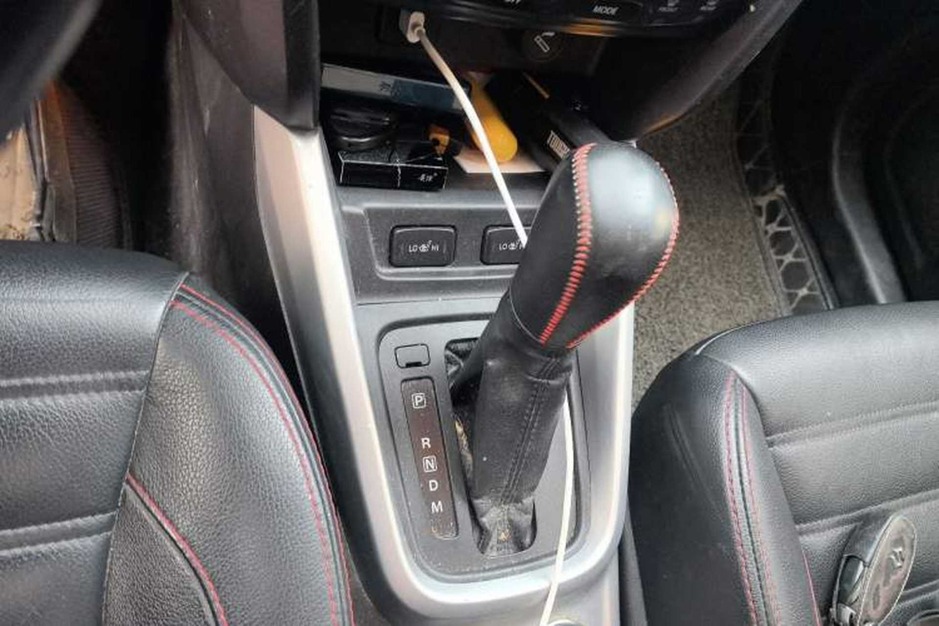 Used Suzuki Vitara 2016 1.4T Automatic 4x4 Flagship Model Gear Lever