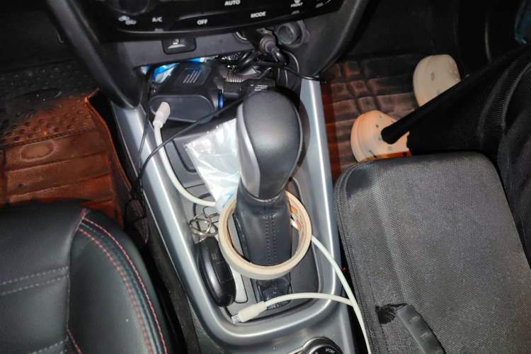 Used Suzuki Vitara 2016 1.4T Automatic 4x4 Flagship Model Gear Lever