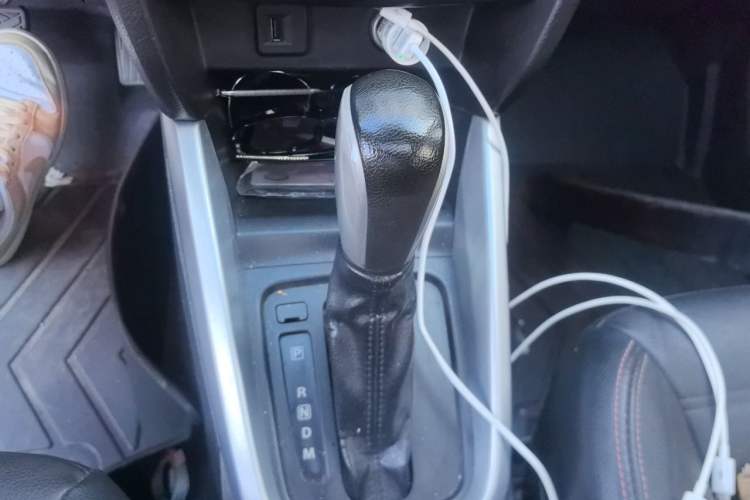 Used Suzuki Vitara 2016 1.4T Automatic Two-Wheel Drive Luxury Version Gear Lever