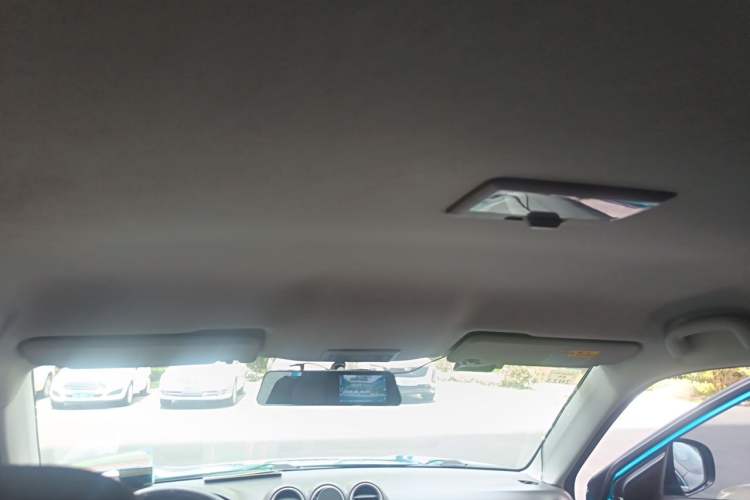 Used Suzuki Vitara 2016 1.6L Manual Two-Wheel Drive Entry-Level Trim Headliner
