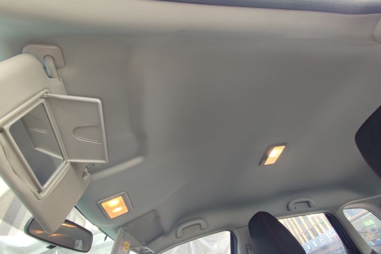 Used Suzuki Vitara 2016 1.6L Manual Two-Wheel Drive Entry-Level Trim Headliner