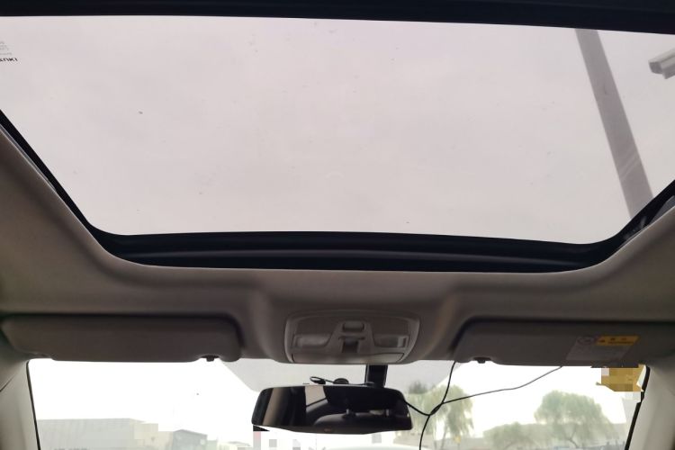 Used Suzuki Vitara 2016 1.4T Automatic Two-Wheel Drive Luxury Version Headliner