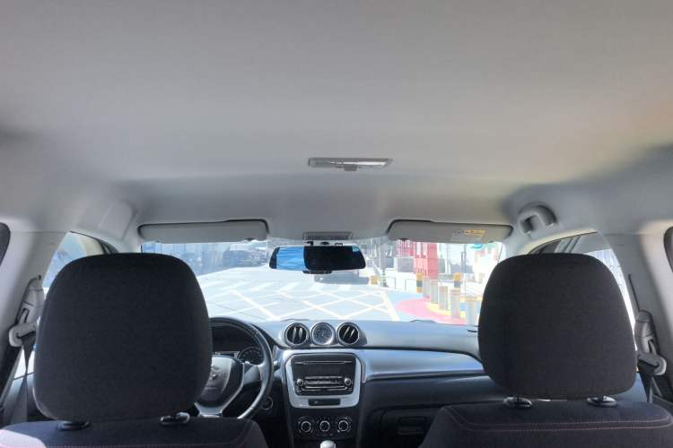 Used Suzuki Vitara 2016 1.4T Automatic Two-Wheel Drive Elite Model Headliner