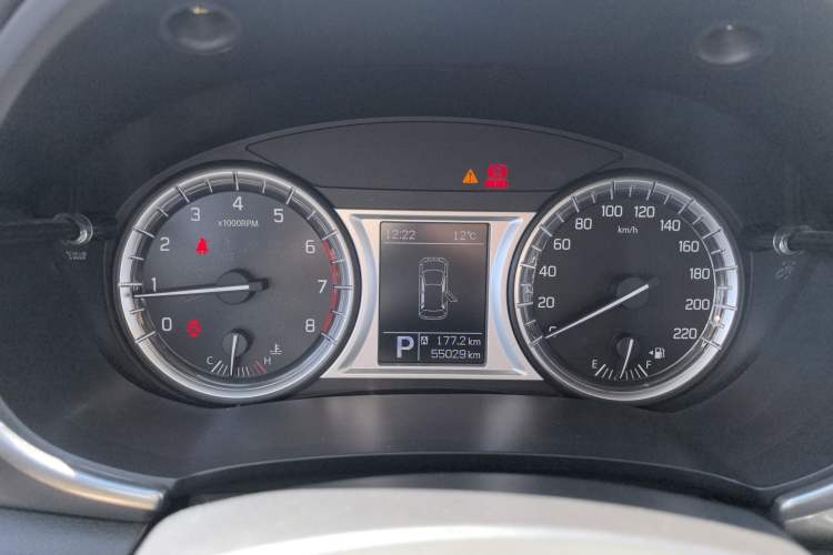 Used Suzuki Vitara 2016 1.4T Automatic Two-Wheel Drive Elite Model Instrument Cluster