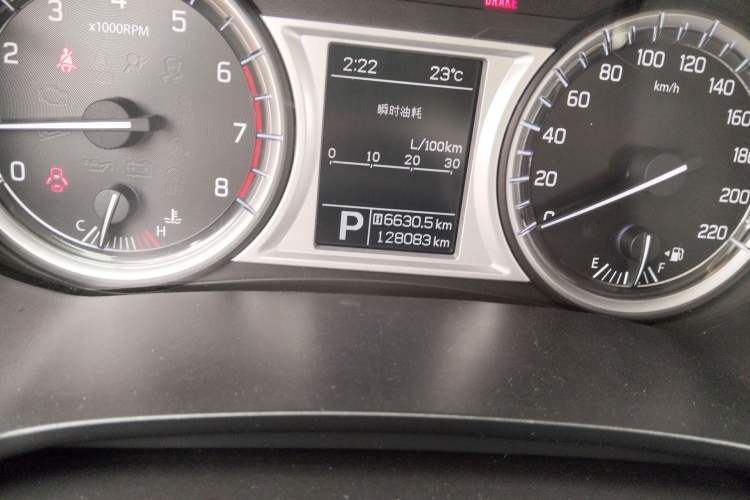 Used Suzuki Vitara 2016 1.4T Automatic Two-Wheel Drive Elite Model Instrument Cluster