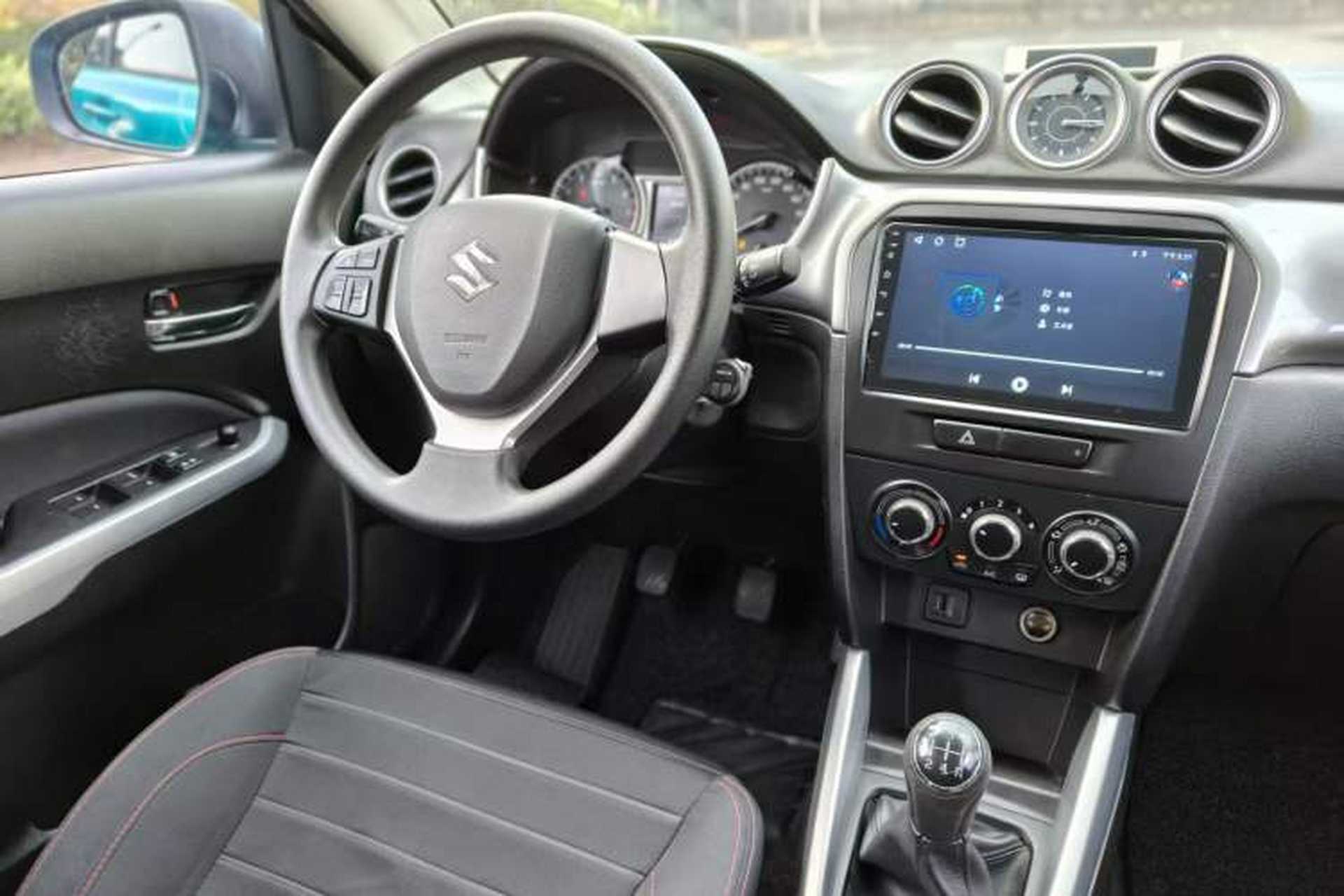 Used Suzuki Vitara 2016 1.6L Manual Two-Wheel Drive Entry-Level Trim Interior 1