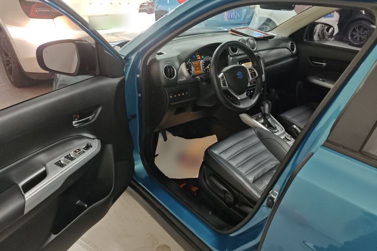Used Suzuki Vitara 2016 1.4T Automatic 4x4 Flagship Model Interior 3