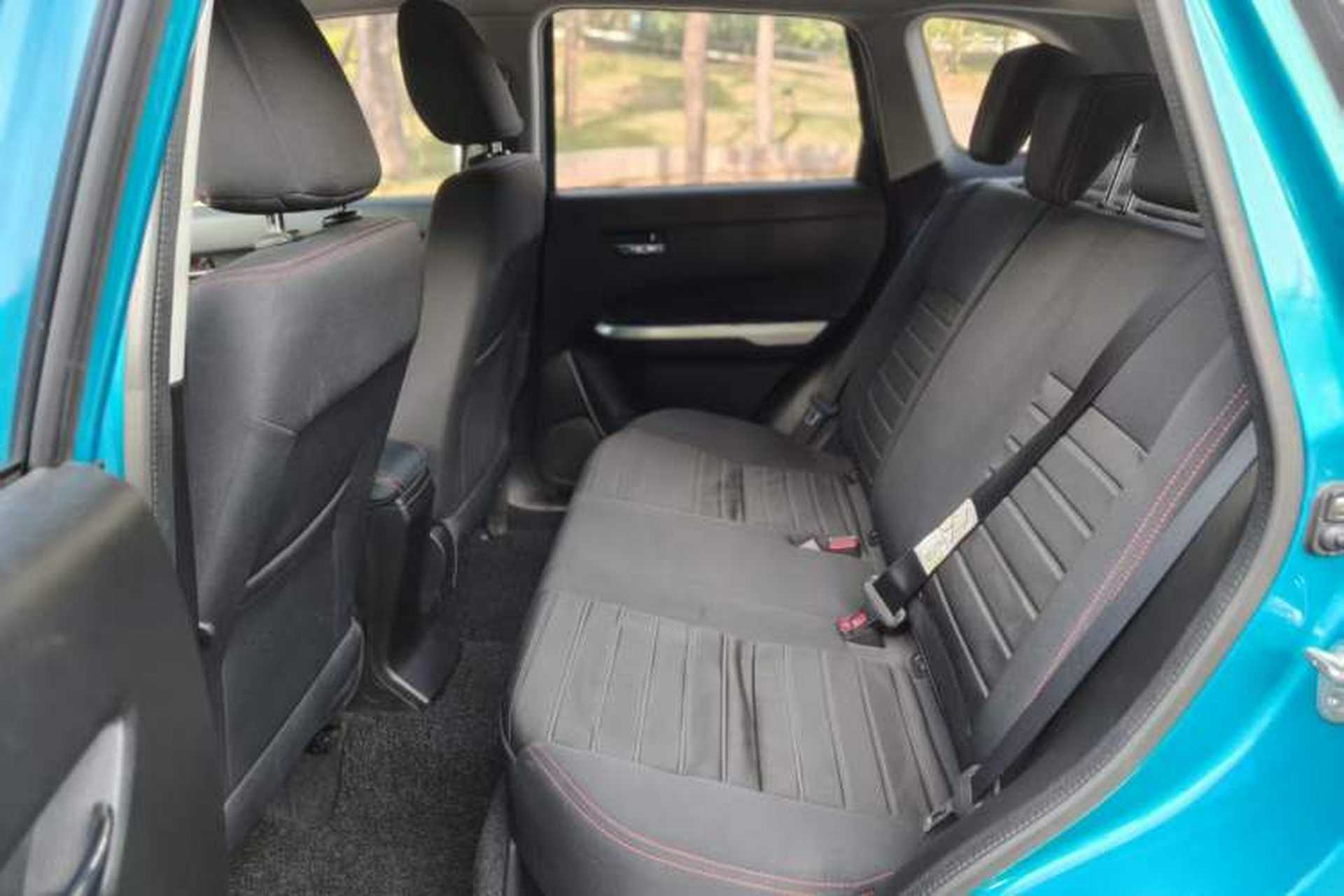 Used Suzuki Vitara 2016 1.6L Manual Two-Wheel Drive Entry-Level Trim Interior 4