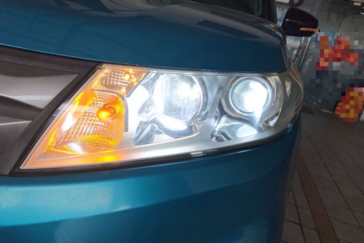 Used Suzuki Vitara 2016 1.4T Automatic Two-Wheel Drive Elite Model Left Front Headlight