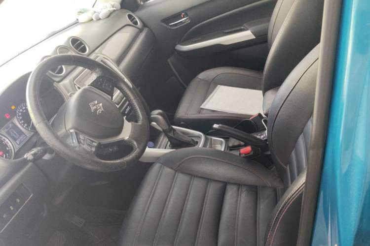 Used Suzuki Vitara 2016 1.4T Automatic Two-Wheel Drive Luxury Version Left Front Seat