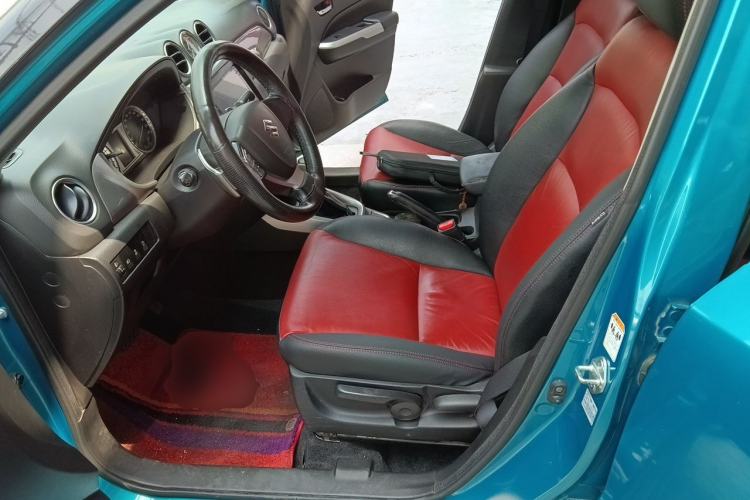 Used Suzuki Vitara 2016 1.4T Manual Two-Wheel-Drive Elite Model Left Front Seat