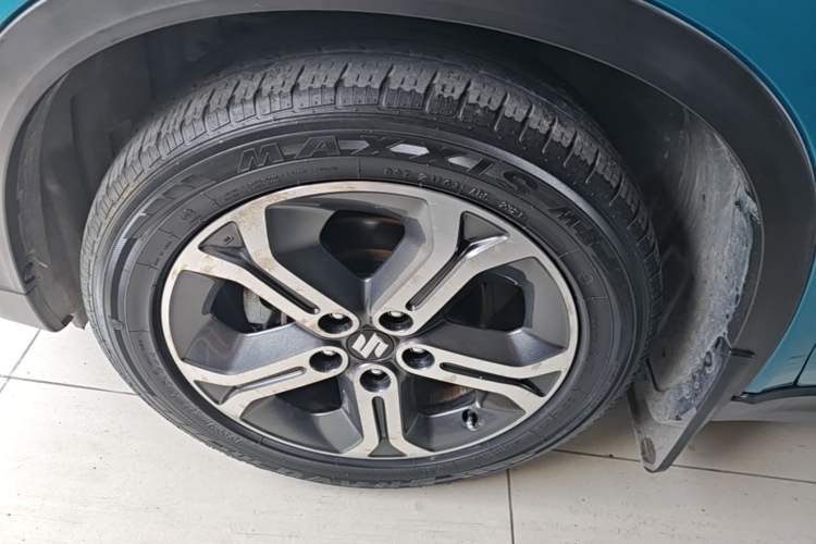Used Suzuki Vitara 2016 1.4T Automatic Two-Wheel Drive Luxury Version Left Front Wheel Hub