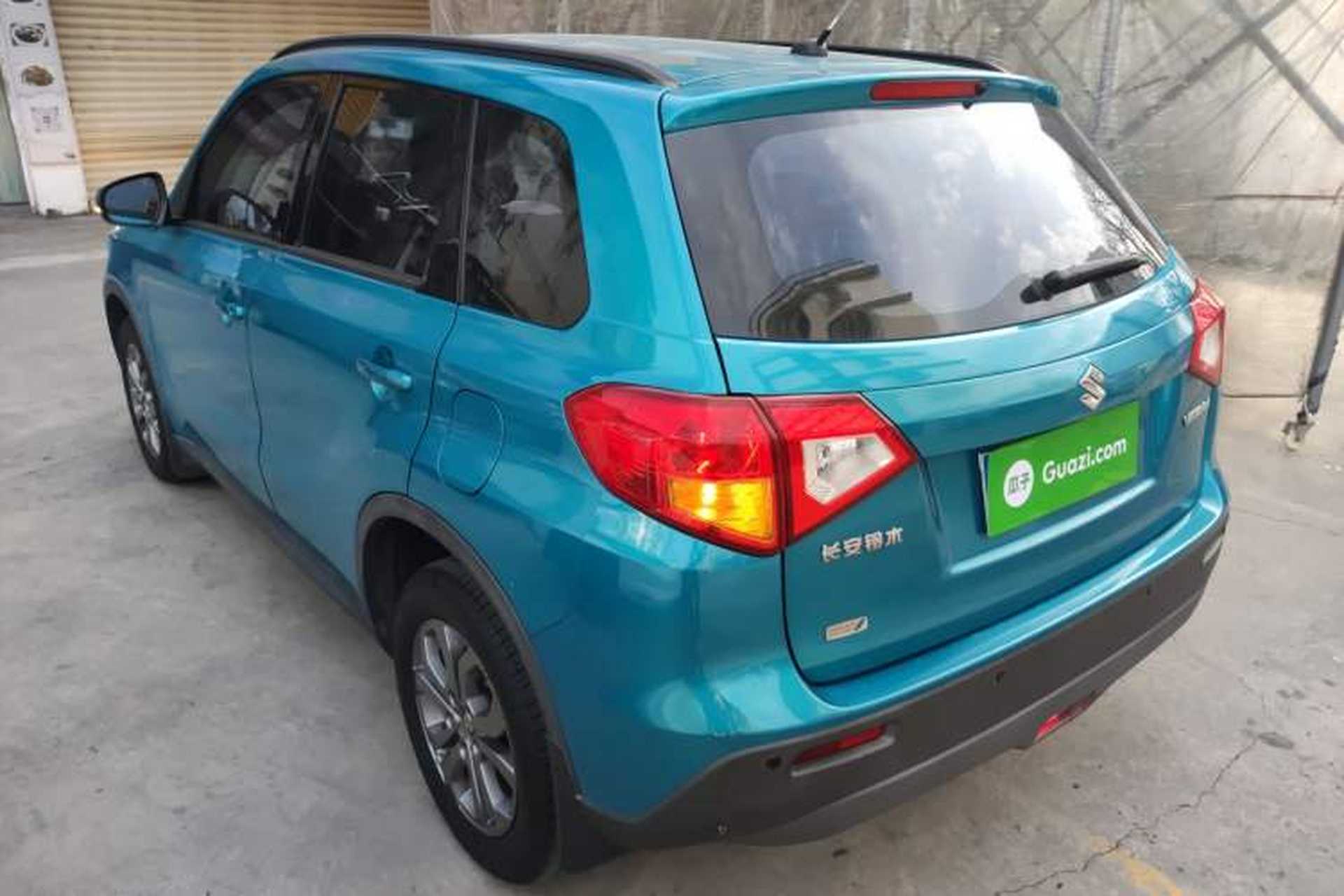 Used Suzuki Vitara 2016 1.6L Manual Two-Wheel Drive Entry-Level Trim Left Side