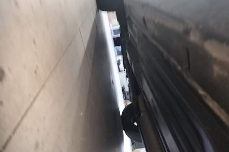 Used Suzuki Vitara 2016 1.4T Automatic Two-Wheel Drive Elite Model Left Side Sill