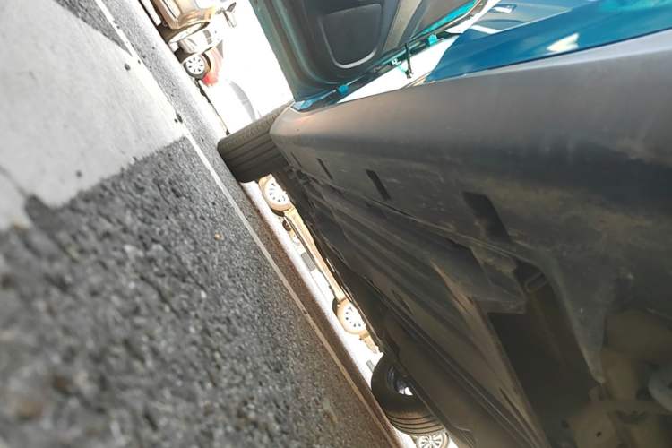 Used Suzuki Vitara 2016 1.4T Automatic Two-Wheel Drive Elite Model Left Side Sill