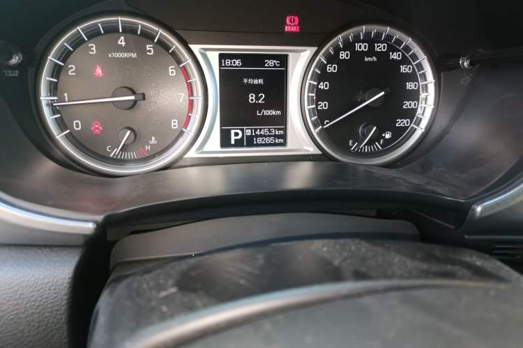 Used Suzuki Vitara 2016 1.4T Automatic Two-Wheel Drive Luxury Version Odometer Close Up