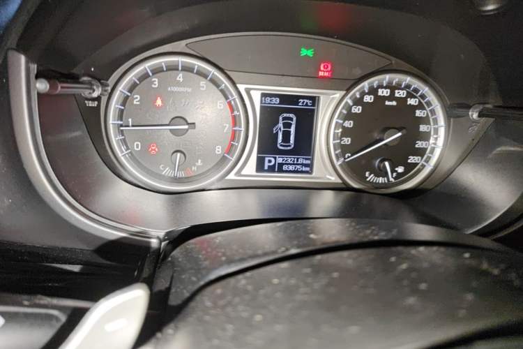Used Suzuki Vitara 2016 1.4T Automatic Two-Wheel Drive Luxury Version Odometer Close Up