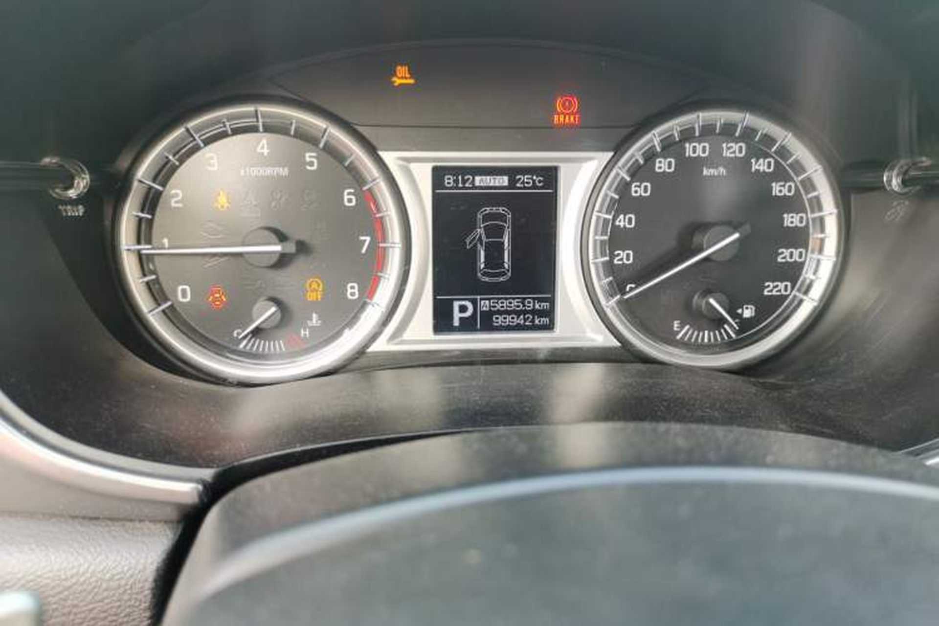 Used Suzuki Vitara 2016 1.4T Automatic 4x4 Flagship Model Odometer Close Up