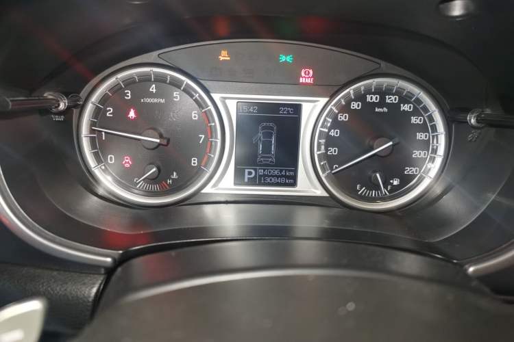 Used Suzuki Vitara 2016 1.4T Automatic Two-Wheel Drive Luxury Version Odometer Close Up
