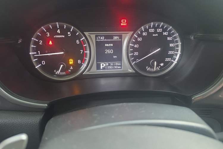 Used Suzuki Vitara 2016 1.4T Automatic Two-Wheel Drive Luxury Version Odometer Close Up