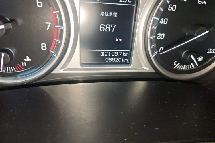 Used Suzuki Vitara 2016 1.6L Manual Two-Wheel Drive Entry-Level Trim Odometer Close Up