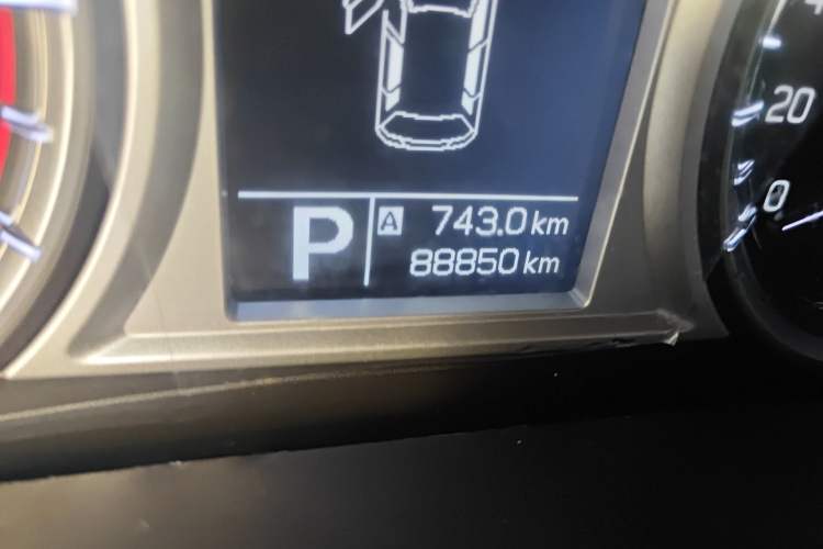 Used Suzuki Vitara 2016 1.4T Automatic Two-Wheel Drive Luxury Version Odometer Close Up