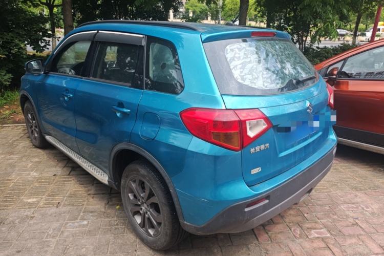 Used Suzuki Vitara 2016 1.6L Manual Two-Wheel Drive Entry-Level Trim Rear Left 45 Deg