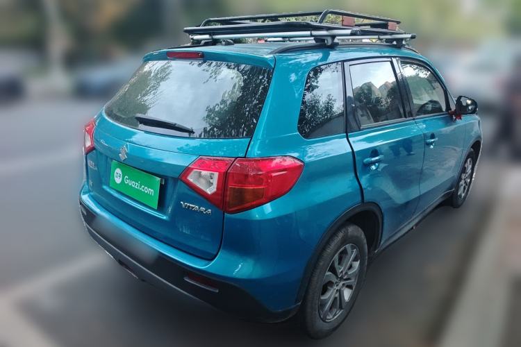 Used Suzuki Vitara 2016 1.6L Manual Two-Wheel Drive Entry-Level Trim Rear Right 45 Deg