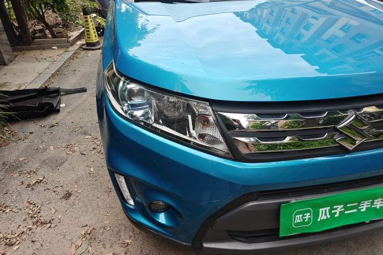 Used Suzuki Vitara 2016 1.4T Automatic Two-Wheel Drive Luxury Version Right Front Headlight