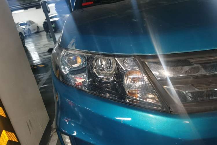 Used Suzuki Vitara 2016 1.4T Automatic Two-Wheel Drive Luxury Version Right Front Headlight