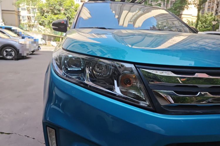 Used Suzuki Vitara 2016 1.4T Automatic Two-Wheel Drive Luxury Version Right Front Headlight
